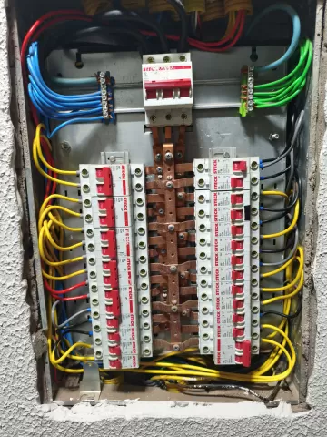 Montagem de Quadros eletricos